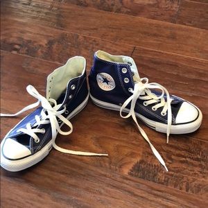 Converse high tops never worn